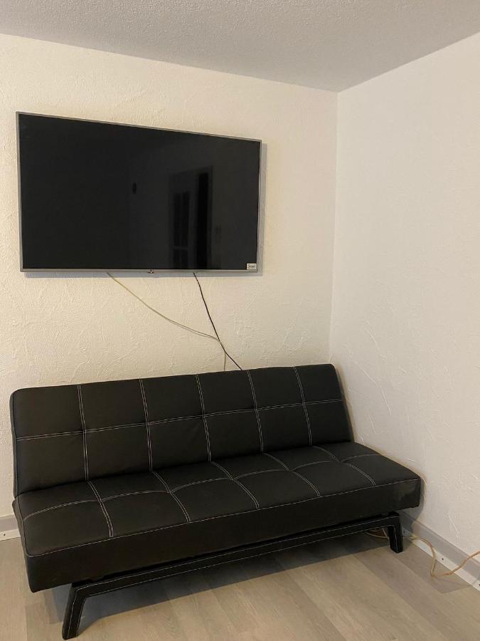 Private Studio Apartment In Bremgarten Exteriér fotografie